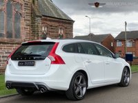 USED 2014 14 VOLVO V60 2.0 D4 R-DESIGN NAV 5d 178 BHP 
