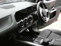 USED 2020 69 MERCEDES-BENZ B-CLASS 1.3 B 180 AMG LINE EXECUTIVE 5d 135 BHP SAT NAV PART LEATHER HEATED SEATS REAR VIEW CAMERA 1 OWNER 12 MONTHS GOLD WARRANTY. FULL SERVICE HISTORY.