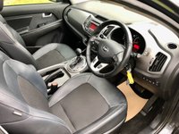 USED 2015 15 KIA SPORTAGE 2.0 CRDI KX-2 5d AUTO 134 BHP 4X4//PANORAMIC SUNROOF//ONLY 39,959 MILES//FULL KIA SERVICE HISTORY X7 STAMPS/LAST @39,606 MILES//1/2 LEATHER//PARK SENSORS AUTO 134 BHP 4X4//PANORAMIC SUNROOF//ONLY 39,959 MILES//FULL KIA SERVICE HISTORY X7 STAMPS/LAST @39,606 MILES//1/2 LEATHER//PARK SENSORS