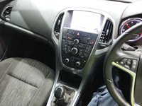 USED 2013 63 VAUXHALL ASTRA 2.0 TECH LINE CDTI S/S 5d 163 BHP SAT NAV - FULL MOT - GREAT SPEC