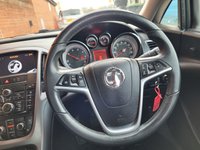 USED 2013 63 VAUXHALL ASTRA 2.0 TECH LINE CDTI S/S 5d 163 BHP SAT NAV - FULL MOT - GREAT SPEC