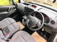 USED 2014 14 CITROEN BERLINGO 625 ENTERPRISE L1 HDI 5d 74 BHP  + VAT//1 OWNER/BLUETOOTH HANDS FREE//AIRCON/REAR PARK SENSORS//FULL SERVICE HISTORY\\JUST SERVICED WITH NEW MOT\\CAMBELT AND WATERPUMP RECENTLY RENEWED 625 ENTERPRISE L1 HDI 5d 74 BHP  + VAT//1 OWNER/BLUETOOTH HANDS FREE//AIRCON/REAR PARK SENSORS//FULL SERVICE HISTORY\\JUST SERVICED WITH NEW MOT\\CAMBELT AND WATERPUMP RECENTLY RENEWED