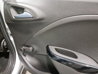 USED 2015 15 VAUXHALL CORSA 1.4 SRI ECOFLEX 5d 89 BHP Striking Sovereign Metallic silver