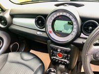 USED 2013 63 MINI CLUBMAN 1.6 COOPER D 5d 112 BHP ''PANORAMIC GLASS SUNROOF//SATNAV//FULL BLACK LEATHER// REAR PARK SENSORS//BLUETOOTH//GREAT SERVICE HISTORY//2 LADY OWNERS LAS SINCE 2016//JUST SERVICE  WITH NEW REAR BRAKE DISCS AND PADS + MOT'D BY US/// Extra Urban (mpg) 78.5//20 POUND ROAD TAX 112 BHP ''PANORAMIC GLASS SUNROOF//SATNAV//FULL BLACK LEATHER// REAR PARK SENSORS//BLUETOOTH//GREAT SERVICE HISTORY//2 LADY OWNERS LAS SINCE 2016//JUUS SERVICED AND MOT'D BY US\\\/// Extra Urban (mpg) 78.5//20 POUND ROAD TAX