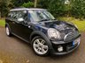 USED 2013 63 MINI CLUBMAN 1.6 COOPER D 5d 112 BHP ''PANORAMIC GLASS SUNROOF//SATNAV//FULL BLACK LEATHER// REAR PARK SENSORS//BLUETOOTH//GREAT SERVICE HISTORY//2 LADY OWNERS LAS SINCE 2016//JUST SERVICE  WITH NEW REAR BRAKE DISCS AND PADS + MOT'D BY US/// Extra Urban (mpg) 78.5//20 POUND ROAD TAX 112 BHP ''PANORAMIC GLASS SUNROOF//SATNAV//FULL BLACK LEATHER// REAR PARK SENSORS//BLUETOOTH//GREAT SERVICE HISTORY//2 LADY OWNERS LAS SINCE 2016//JUUS SERVICED AND MOT'D BY US\\\/// Extra Urban (mpg) 78.5//20 POUND ROAD TAX
