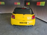 USED 2015 65 DS DS 3 1.2 PURETECH DSTYLE NAV S/S EAT6 3d 109 BHP 