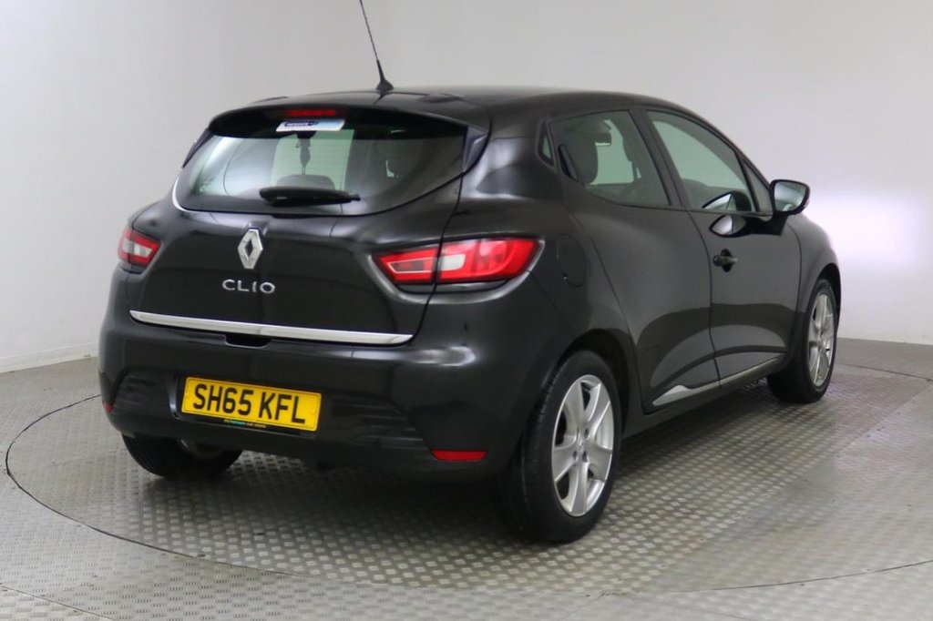USED 2015 65 RENAULT CLIO 1.1 DYNAMIQUE NAV 16V 5d  