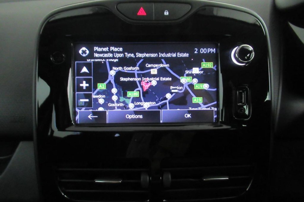 USED 2015 65 RENAULT CLIO 1.1 DYNAMIQUE NAV 16V 5d  