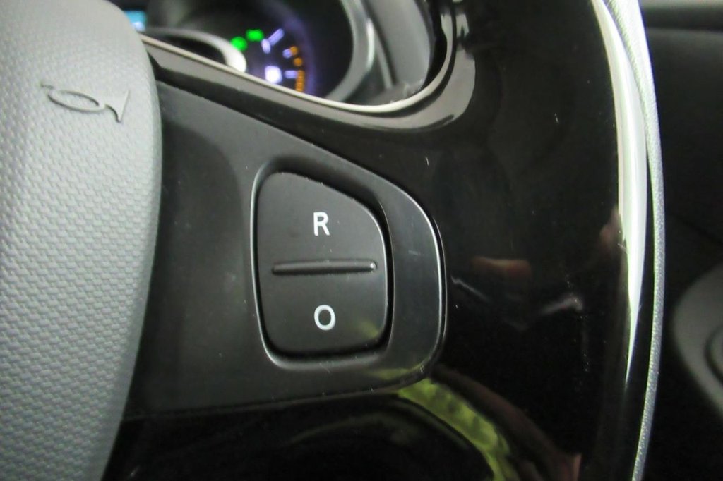 USED 2015 65 RENAULT CLIO 1.1 DYNAMIQUE NAV 16V 5d  