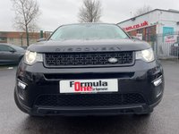 USED 2015 65 LAND ROVER DISCOVERY SPORT 2.0 TD4 HSE BLACK 5d 180 BHP 2 FORMER KEEPERS+HSE BLACK EDITION+MEGA SPECIFICATION+PANORAMIC GLASS ROOF+FULL LEATHER+AUTOMATIC TRANSMISSION+SATELLITE NAVIGATION+BLUETOOTH+PARK ASSIST+20 INCH ALLOY WHEELS+MUST BE SEEN+READY TO DRIVE AWAY TODAY+FINANCE AND EXTENDED WARRANTY AVAILABLE ON THIS USED VEHICLE!!!!!!