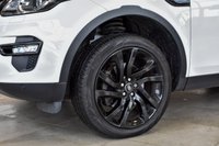 USED 2017 17 LAND ROVER DISCOVERY SPORT 2.0 TD4 HSE BLACK 5d 180 BHP Htd Electric Seats, Pan Roof