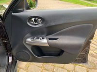USED 2014 14 NISSAN JUKE 1.6 ACENTA 5d 117 BHP 2014/14reg NISSAN AJUKE ACENTA  1.6 AUTOMATIC - BLUETOOTH/USB - 3 FORMER KEEPERS - SERVICE HISTORY - 41,061 MILES ONLY  - ALLOY WHEELS - 12 MONTHS  FULL MOT