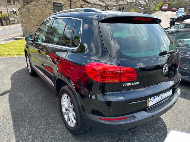 2013 VOLKSWAGEN, TIGUAN - Photo 8