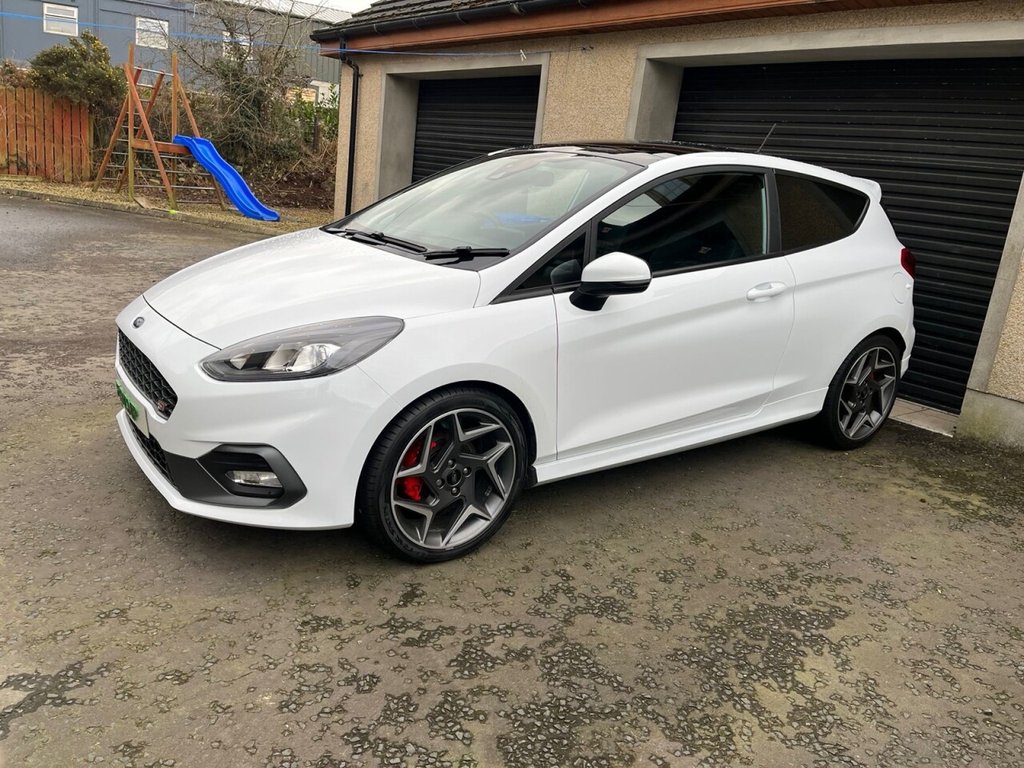 USED 2018 F FORD FIESTA 1.5 ST-2 3d 198 BHP IMMACULATE CONDITION THROUGHOUT
