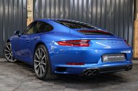 USED 2017 67 PORSCHE 911 3.0 CARRERA PDK 2d 364 BHP HUGE SPEC, GREAT COLOUR COMBO BLUE WITH TAN, SUNROOF, 14 WAY SEATS, HEATED STEERING, HEATED SEATS ETC