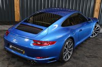 USED 2017 67 PORSCHE 911 3.0 CARRERA PDK 2d 364 BHP HUGE SPEC, GREAT COLOUR COMBO BLUE WITH TAN, SUNROOF, 14 WAY SEATS, HEATED STEERING, HEATED SEATS ETC