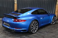 USED 2017 67 PORSCHE 911 3.0 CARRERA PDK 2d 364 BHP HUGE SPEC, GREAT COLOUR COMBO BLUE WITH TAN, SUNROOF, 14 WAY SEATS, HEATED STEERING, HEATED SEATS ETC