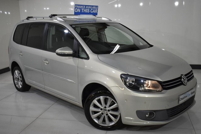 View our VOLKSWAGEN TOURAN