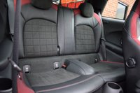 USED 2015 65 MINI HATCH JOHN COOPER WORKS 2.0 JOHN COOPER WORKS 3d AUTO 228 BHP EVERY OPTION + 2022 FACELIFT
