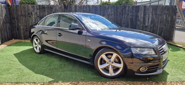 2009 09 Audi A4 2.0 TDI S LINE 4d 141 BHP