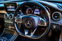USED 2017 17 MERCEDES-BENZ C-CLASS 2.1 C 250 D AMG LINE PREMIUM PLUS 4d 204 BHP 2 KEYS + FSH + BURMESTER