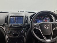 USED 2015 15 VAUXHALL INSIGNIA 2.0 TECH LINE CDTI ECOFLEX S/S 5d 138 BHP Versatile 2.0 Tech Line CDTI Ecolflex , Navigation 900 Intel, Cruise Control , Dual Zone Climate Control, Striking Flip Chip Silver