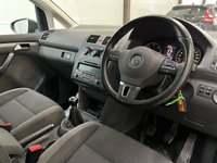 USED 2011 61 VOLKSWAGEN TOURAN  1.6 TDI SE MPV 5dr Diesel Manual Euro 5 (7 Seat) (105 ps) Parking Assist,7 Seats,62.8MPG