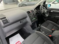USED 2011 61 VOLKSWAGEN TOURAN  1.6 TDI SE MPV 5dr Diesel Manual Euro 5 (7 Seat) (105 ps) Parking Assist,7 Seats,62.8MPG