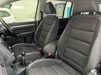 USED 2011 61 VOLKSWAGEN TOURAN  1.6 TDI SE MPV 5dr Diesel Manual Euro 5 (7 Seat) (105 ps) Parking Assist,7 Seats,62.8MPG