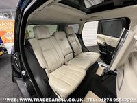 USED 2016 16 LAND ROVER RANGE ROVER VOGUE AUTOBIOGRAPHY SDV8 LWB LIMO EURO 6 S/S AUTO 4WD UK DELIVERY FLAT FEE &pound;175 (SUBJECT TO DEAL)*OVER 100 IMAGES ON OUR WEBSITE*BESPOKE FINANCE ARRANGED*PART EXCHANGE WELCOME*ALL VEHICLES HPI CLEAR