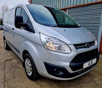USED 2017 67 FORD TRANSIT CUSTOM 2.0 290 TREND LR P/V 104 BHP AIR CON, 1 OWNER, RACKING