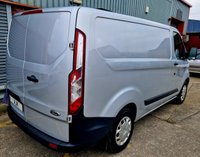 USED 2017 67 FORD TRANSIT CUSTOM 2.0 290 TREND LR P/V 104 BHP AIR CON, 1 OWNER, RACKING