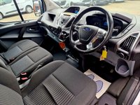 USED 2017 67 FORD TRANSIT CUSTOM 2.0 290 TREND LR P/V 104 BHP AIR CON, 1 OWNER, RACKING