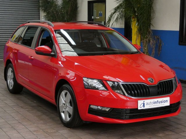 2019 69 Skoda Octavia 1.5 SE TSI DSG 5d 148 BHP