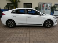 USED 2019 19 HYUNDAI IONIQ 1.6 PREMIUM MHEV 5d 140 BHP SAT NAV CAMERA HEATED SEATS HYUNDAI WARRANTY TILL JULY 2024