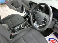 USED 2019 19 HYUNDAI IONIQ 1.6 PREMIUM MHEV 5d 140 BHP SAT NAV CAMERA HEATED SEATS HYUNDAI WARRANTY TILL JULY 2024