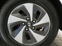 USED 2019 19 HYUNDAI IONIQ 1.6 PREMIUM MHEV 5d 140 BHP SAT NAV CAMERA HEATED SEATS HYUNDAI WARRANTY TILL JULY 2024