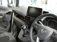 USED 2019 69 VAUXHALL COMBO LIFE 1.2 ENERGY XL S/S 5d 109 BHP 5 SEATS SMARTLINK SAT NAV PARKING SENSORS 1 OWNER SERVICE HISTORY 6 MONTHS GOLD WARRANTY
