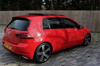 USED 2017 17 VOLKSWAGEN GOLF 2.0 R TSI DSG 5d 306 BHP PANORAMIC GLASS SUNROOF