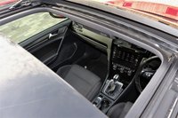 USED 2017 17 VOLKSWAGEN GOLF 2.0 R TSI DSG 5d 306 BHP PANORAMIC GLASS SUNROOF