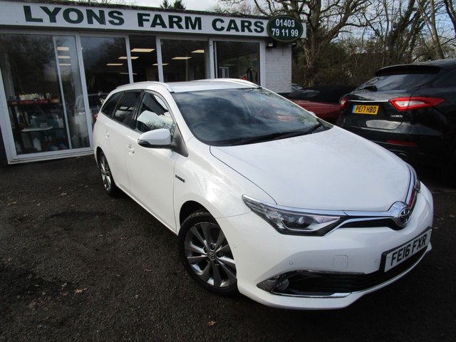2016 16 Toyota Auris 1.8 VVT-I EXCEL TOURING SPORTS 5d 99 BHP SELF-CHARGING HYBRID