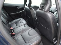 USED 2014 14 VOLVO V40 1.6 D2 CROSS COUNTRY LUX 5d 113 BHP www.suffolkcarcentre.co.uk - Located at Reydon