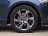 USED 2014 14 VOLVO V40 1.6 D2 CROSS COUNTRY LUX 5d 113 BHP www.suffolkcarcentre.co.uk - Located at Reydon