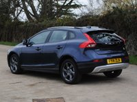 USED 2014 14 VOLVO V40 1.6 D2 CROSS COUNTRY LUX 5d 113 BHP www.suffolkcarcentre.co.uk - Located at Reydon