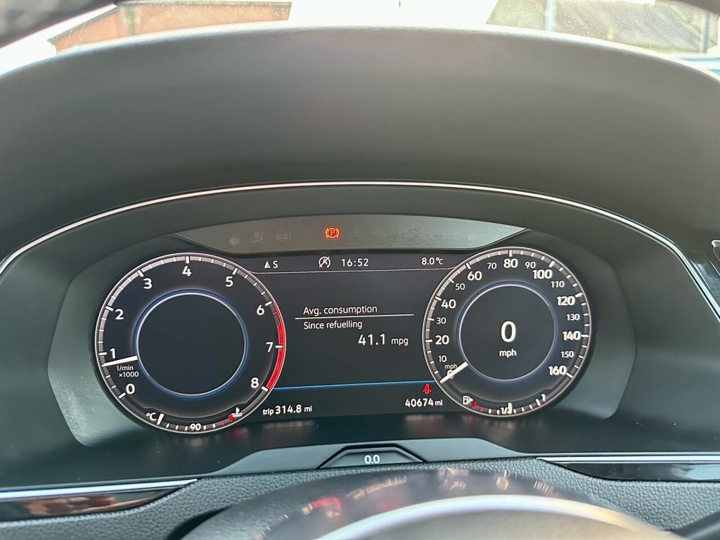 USED 2018 VOLKSWAGEN PASSAT 1.4 R LINE TSI 4d 148 BHP FULL PANORAMIC GLASS SUNROOF