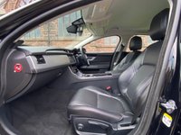 USED 2017 67 JAGUAR XF 2.0 D PRESTIGE 4d 177 BHP 