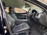 USED 2017 67 JAGUAR XF 2.0 D PRESTIGE 4d 177 BHP 