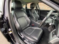 USED 2017 67 JAGUAR XF 2.0 D PRESTIGE 4d 177 BHP 