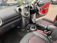 USED 2010 60 MINI COUNTRYMAN 1.6L COOPER S 5d 184 BHP Big Specification Countryman With Full Service History.