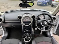 USED 2010 60 MINI COUNTRYMAN 1.6L COOPER S 5d 184 BHP Big Specification Countryman With Full Service History.